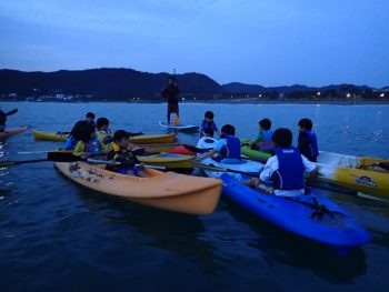 さて、海の上どうするか？